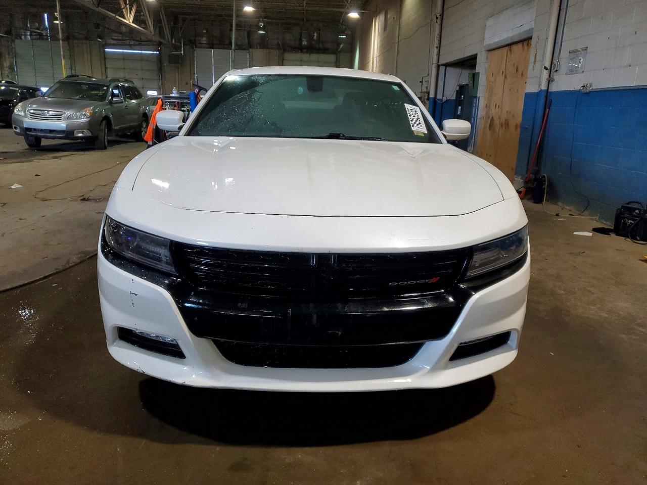 2016 Dodge Charger Sxt - zdjęcie 5