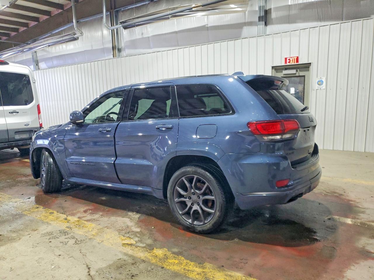 2021 Jeep Grand Cherokee Overland - zdjęcie 2