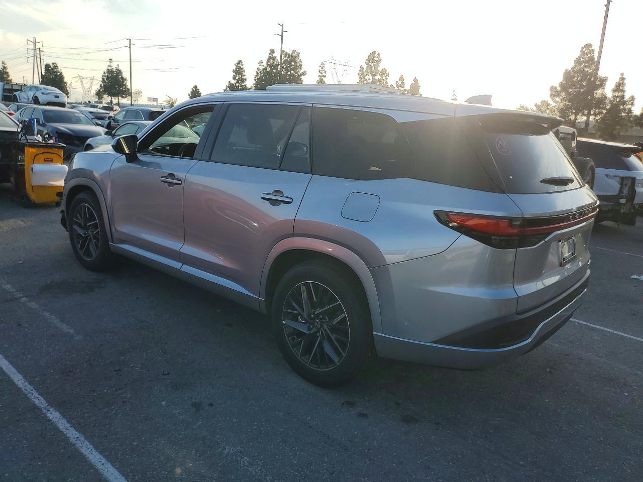 2026 Lexus Tx 350 Premium - zdjęcie 2