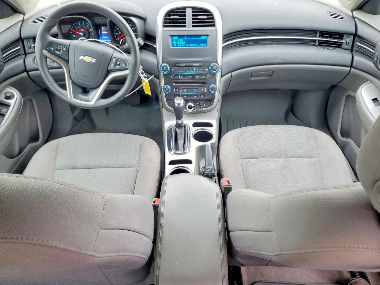 2015 Chevrolet Malibu Ls - zdjęcie 8