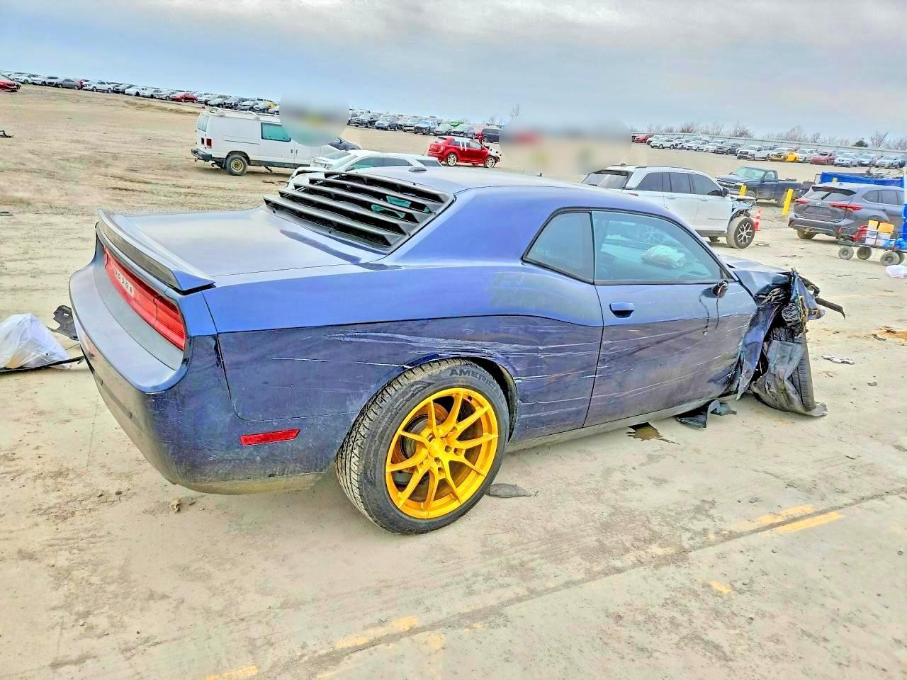 2014 Dodge Challenger R - zdjęcie 3