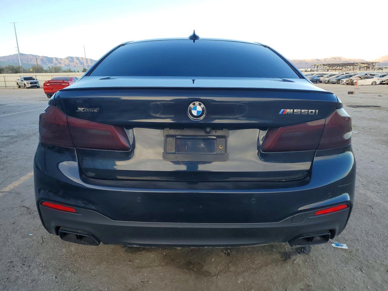 2019 BMW M550Xi - zdjęcie 6