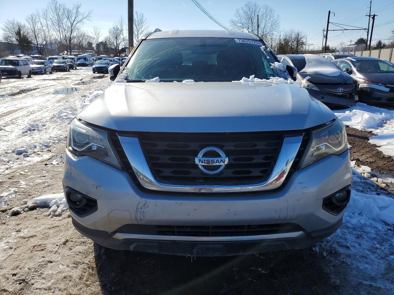 2017 Nissan Pathfinder S - zdjęcie 5