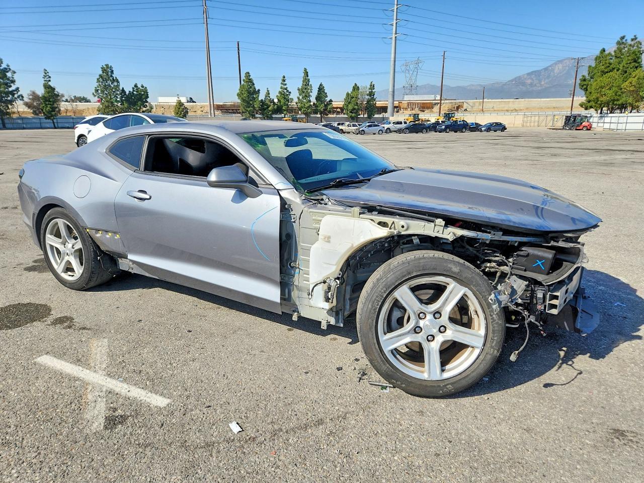 2019 Chevrolet Camaro Ls - zdjęcie 4