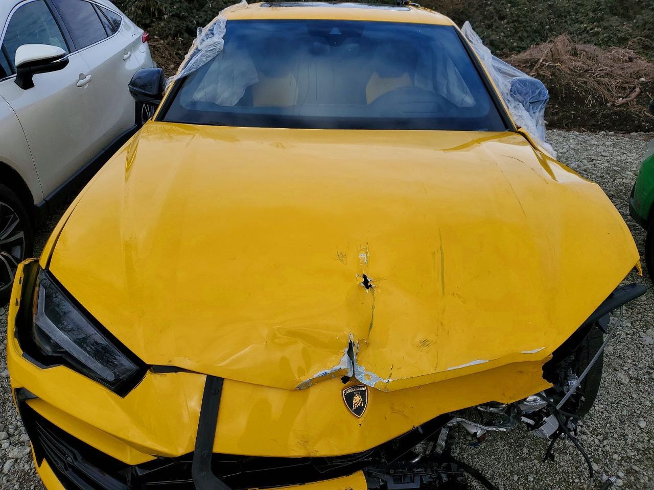 2022 Lamborghini Urus - zdjęcie 11