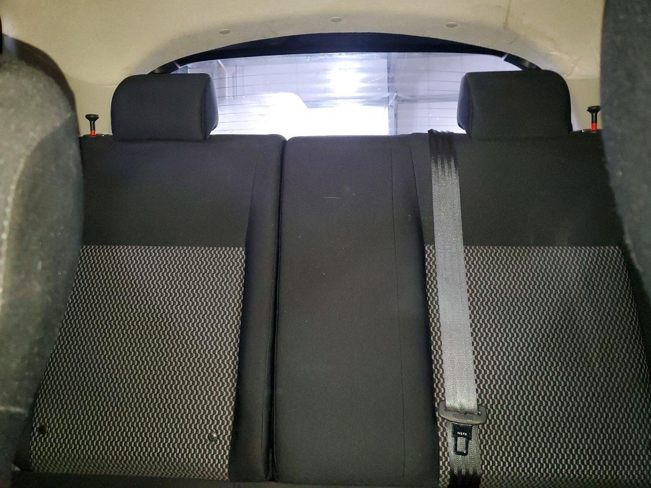 2016 Nissan Juke S - zdjęcie 10