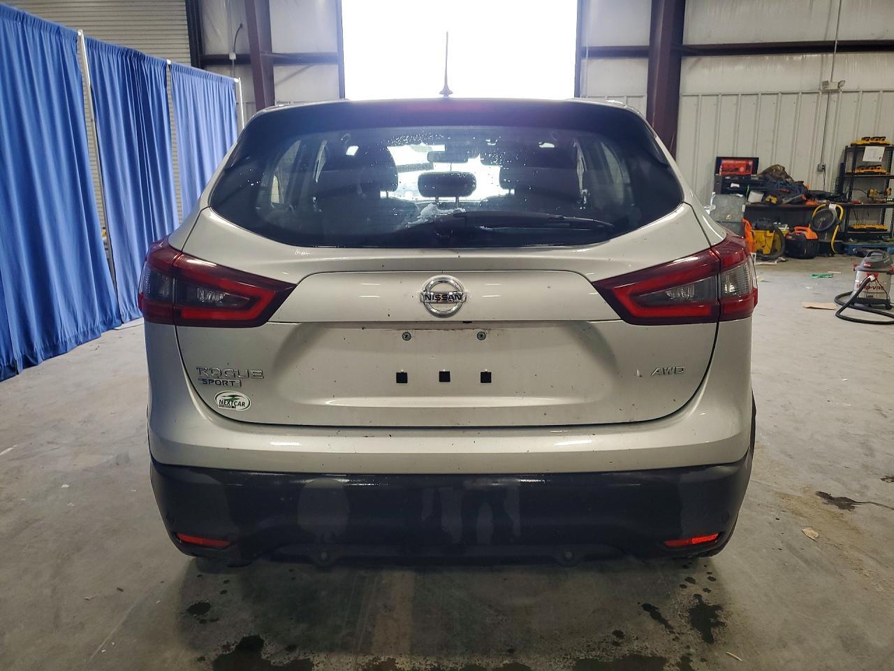 2022 Nissan Rogue Sport S - zdjęcie 6