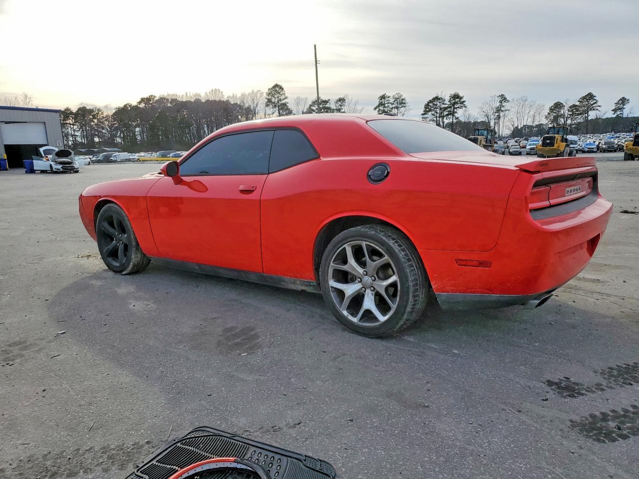 2014 Dodge Challenger R/T - zdjęcie 2