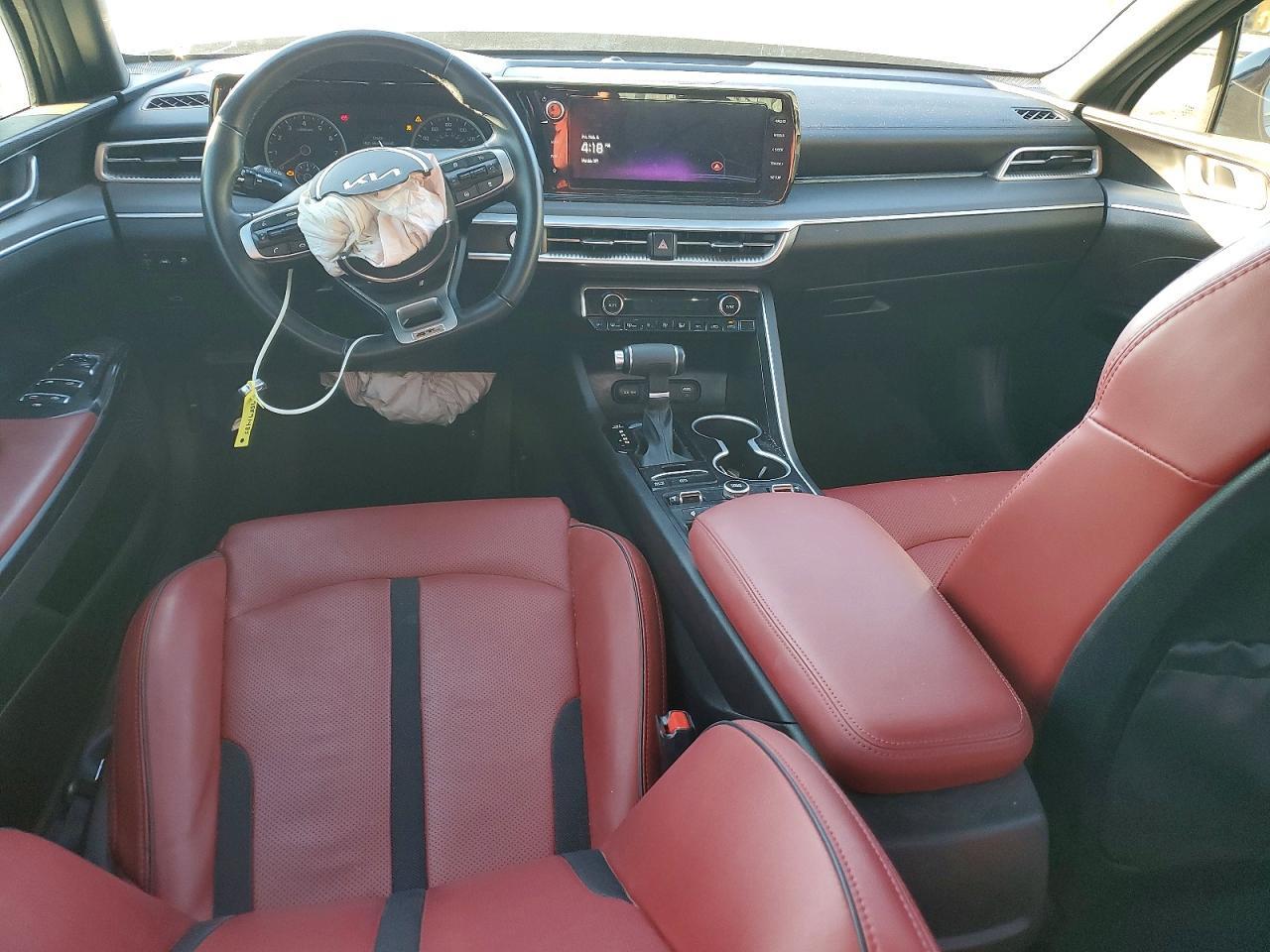 2024 Kia K5 Gt Line - zdjęcie 8