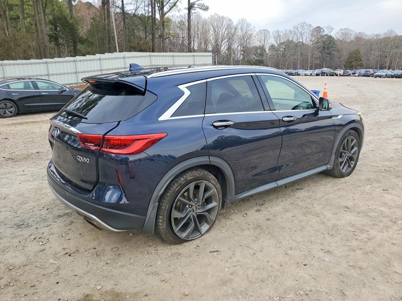 2019 Infiniti Qx50 Essential - zdjęcie 3