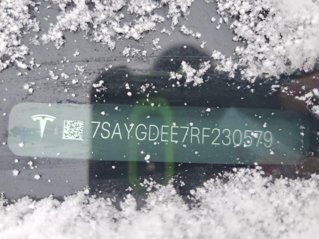 2024 Tesla Model Y - zdjęcie 13