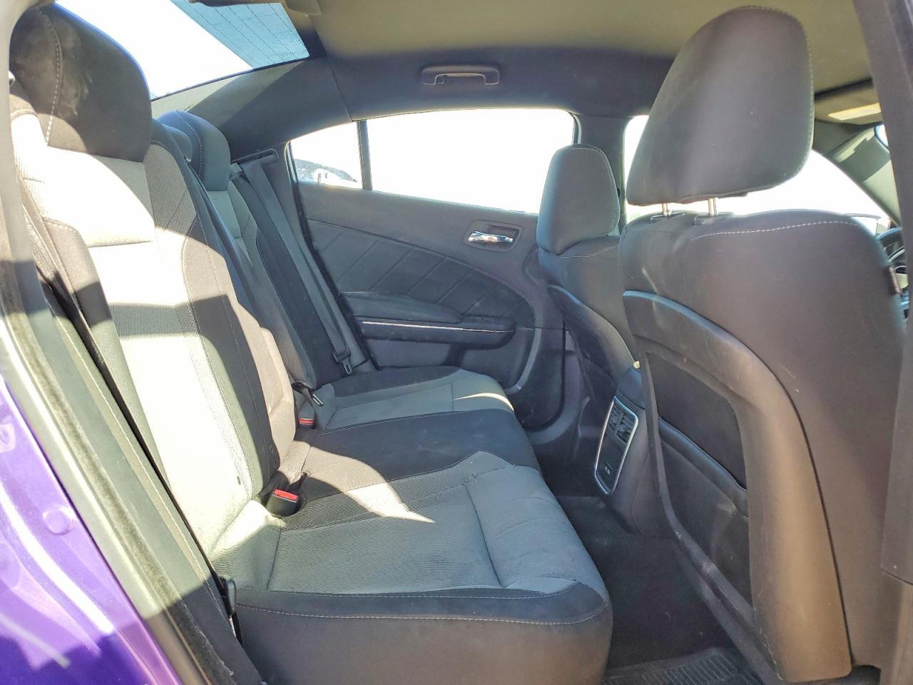 2016 Dodge Charger Sxt - zdjęcie 10