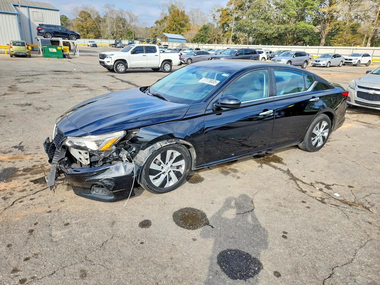 2020 Nissan Altima S - zdjęcie główne