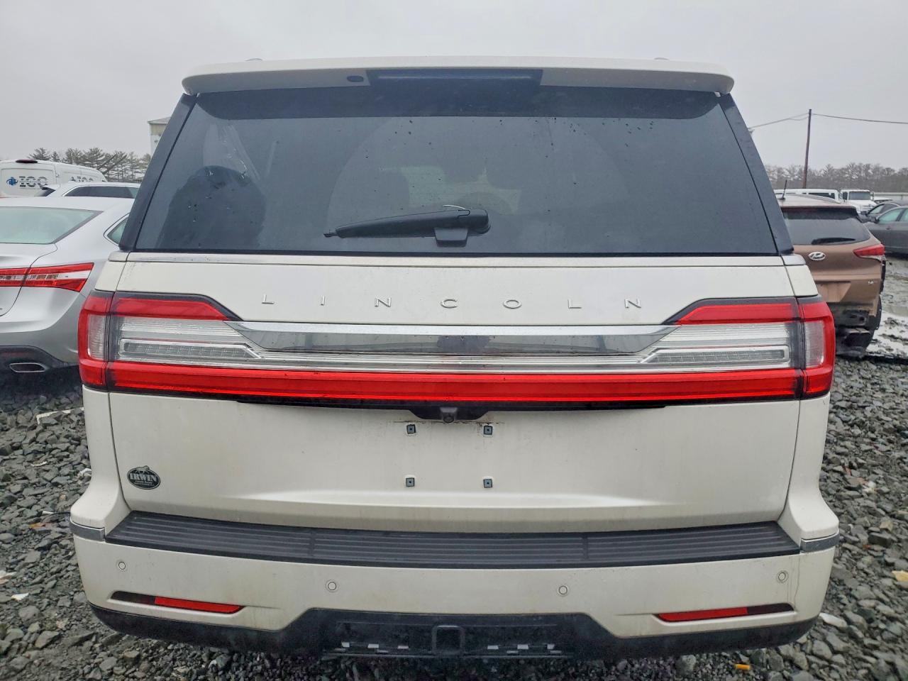 2018 Lincoln Navigator L Reserve - zdjęcie 6