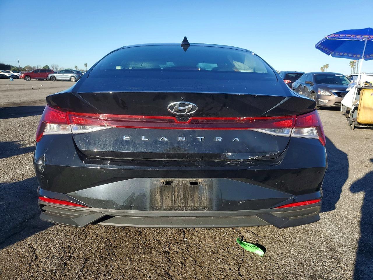 2023 Hyundai Elantra Sel - zdjęcie 6