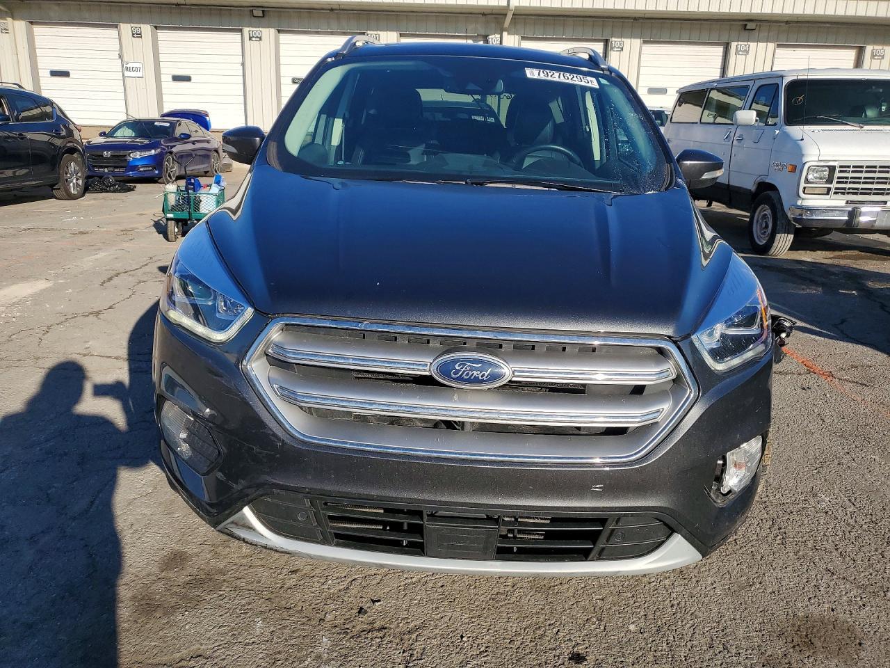 2019 Ford Escape Titanium - zdjęcie 5