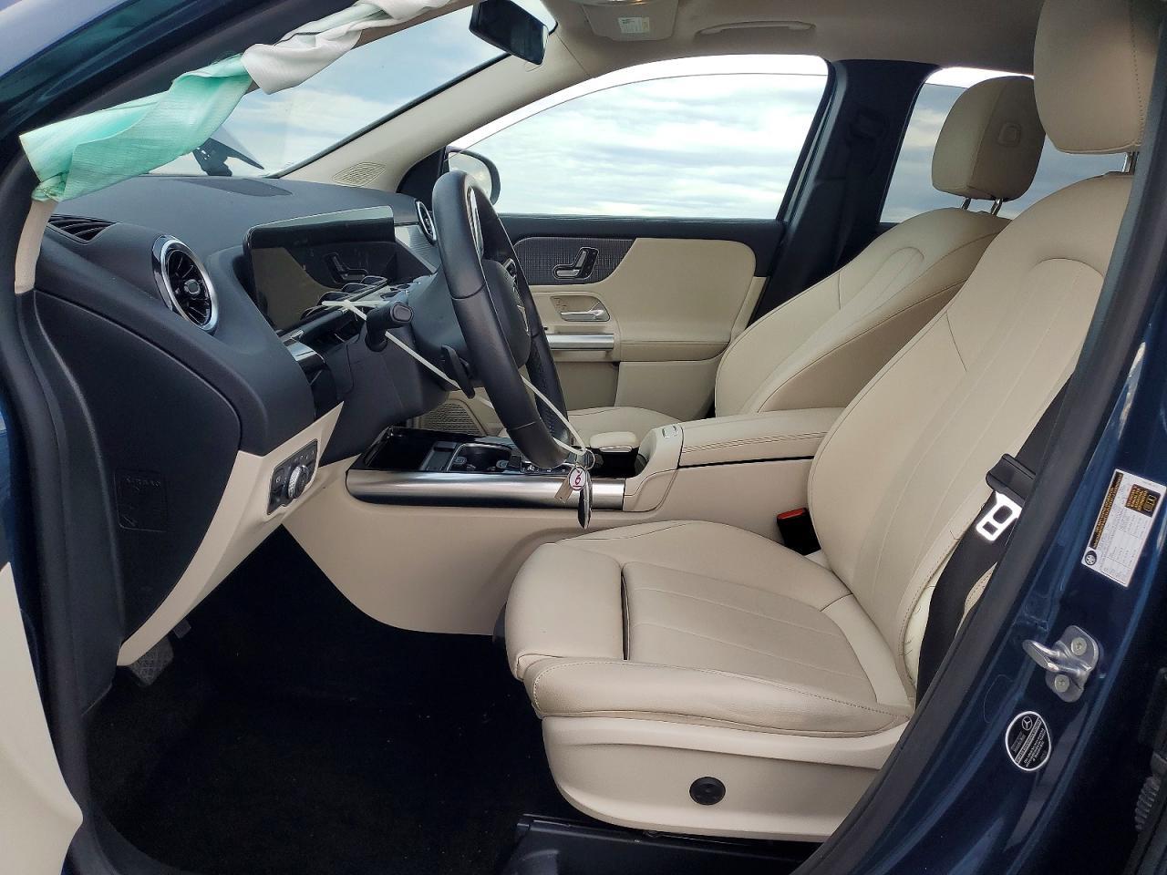 2023 Mercedes-Benz Gla 250 - zdjęcie 7