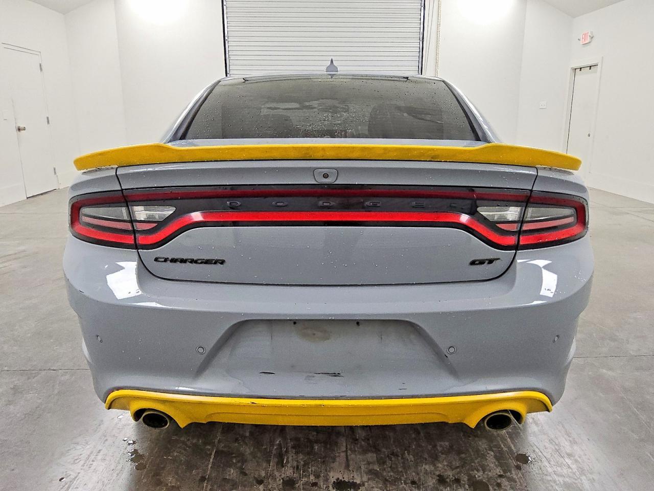 2021 Dodge Charger Gt - zdjęcie 6