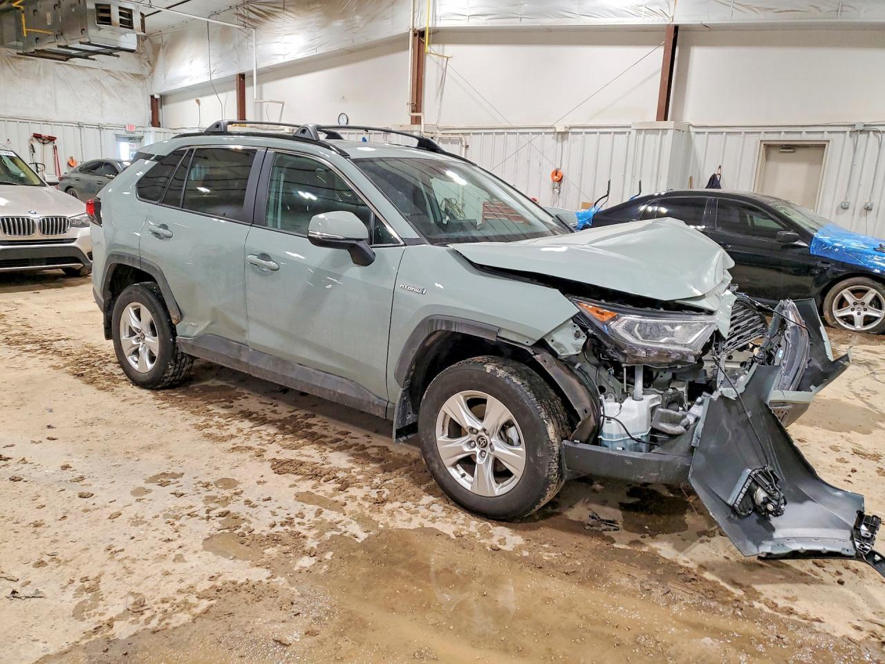 2021 Toyota Rav4 Hybrid Xle - zdjęcie 4