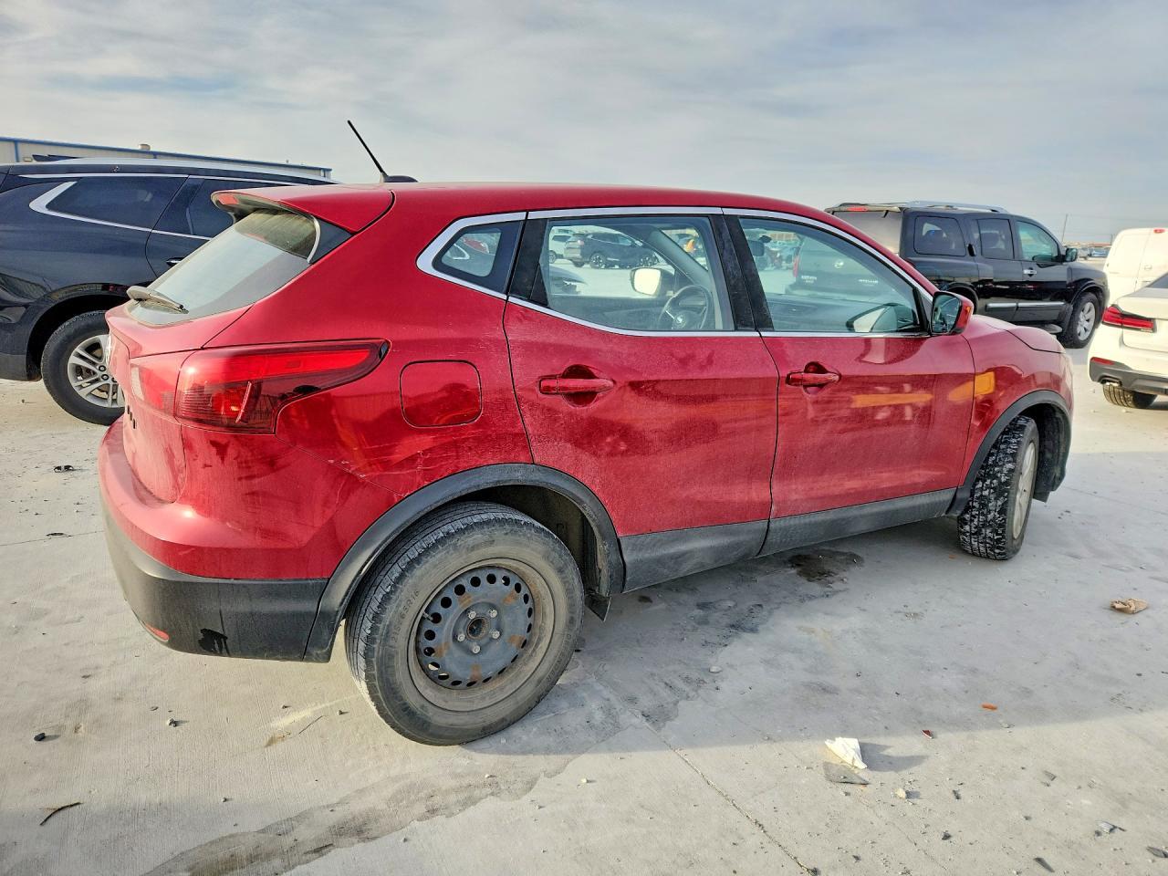 2018 Nissan Rogue Sport S - zdjęcie 3