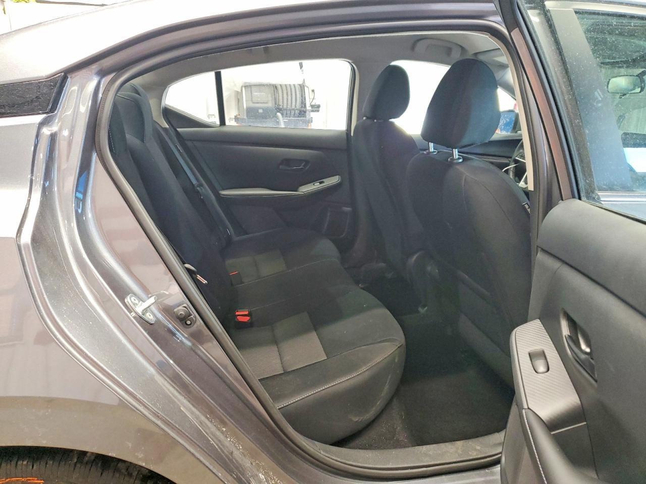 2025 Nissan Sentra Sv - zdjęcie 10