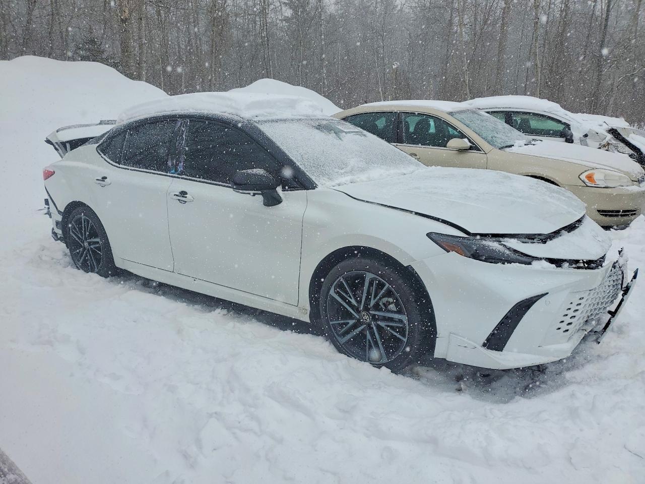 2025 Toyota Camry Xse - zdjęcie 4