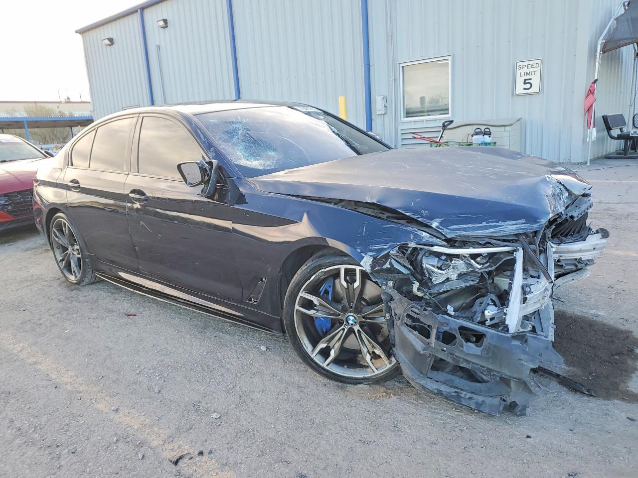 2019 BMW M550Xi - zdjęcie 4