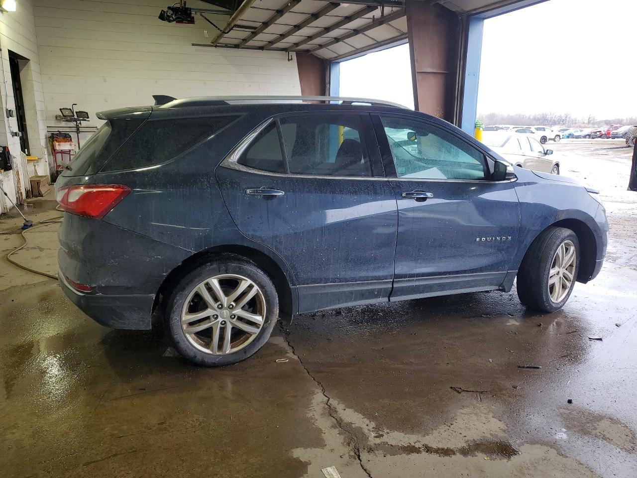 2019 Chevrolet Equinox Premier - zdjęcie 3