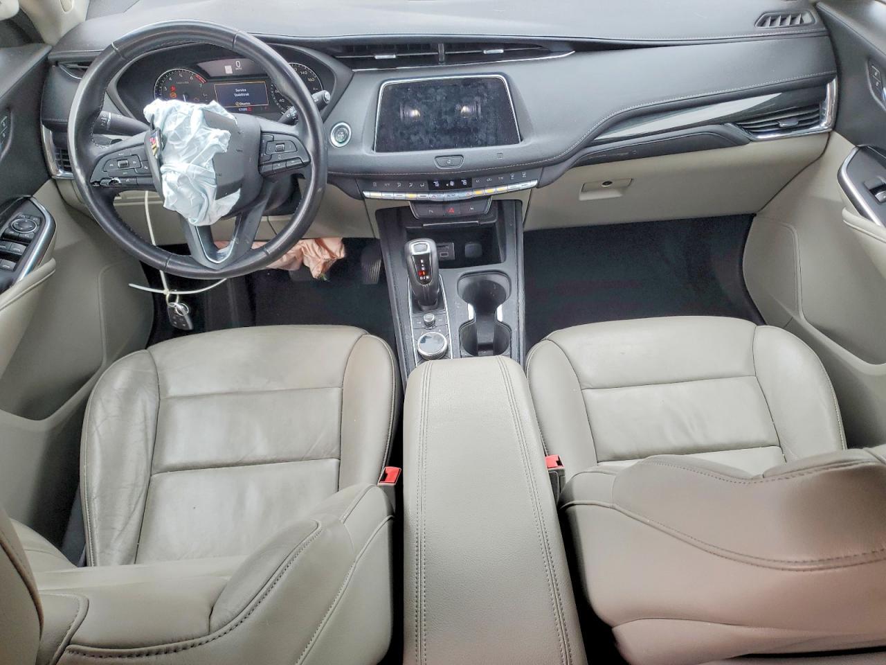 2019 Cadillac Xt4 - zdjęcie 8