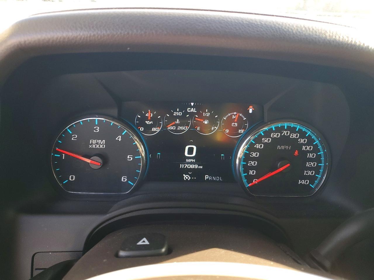 2017 Chevrolet Tahoe C1500 Lt - zdjęcie 9