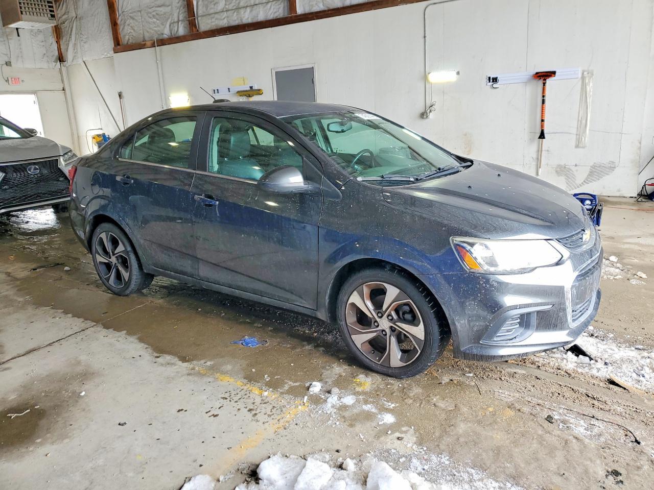 2017 Chevrolet Sonic Premier - zdjęcie 4