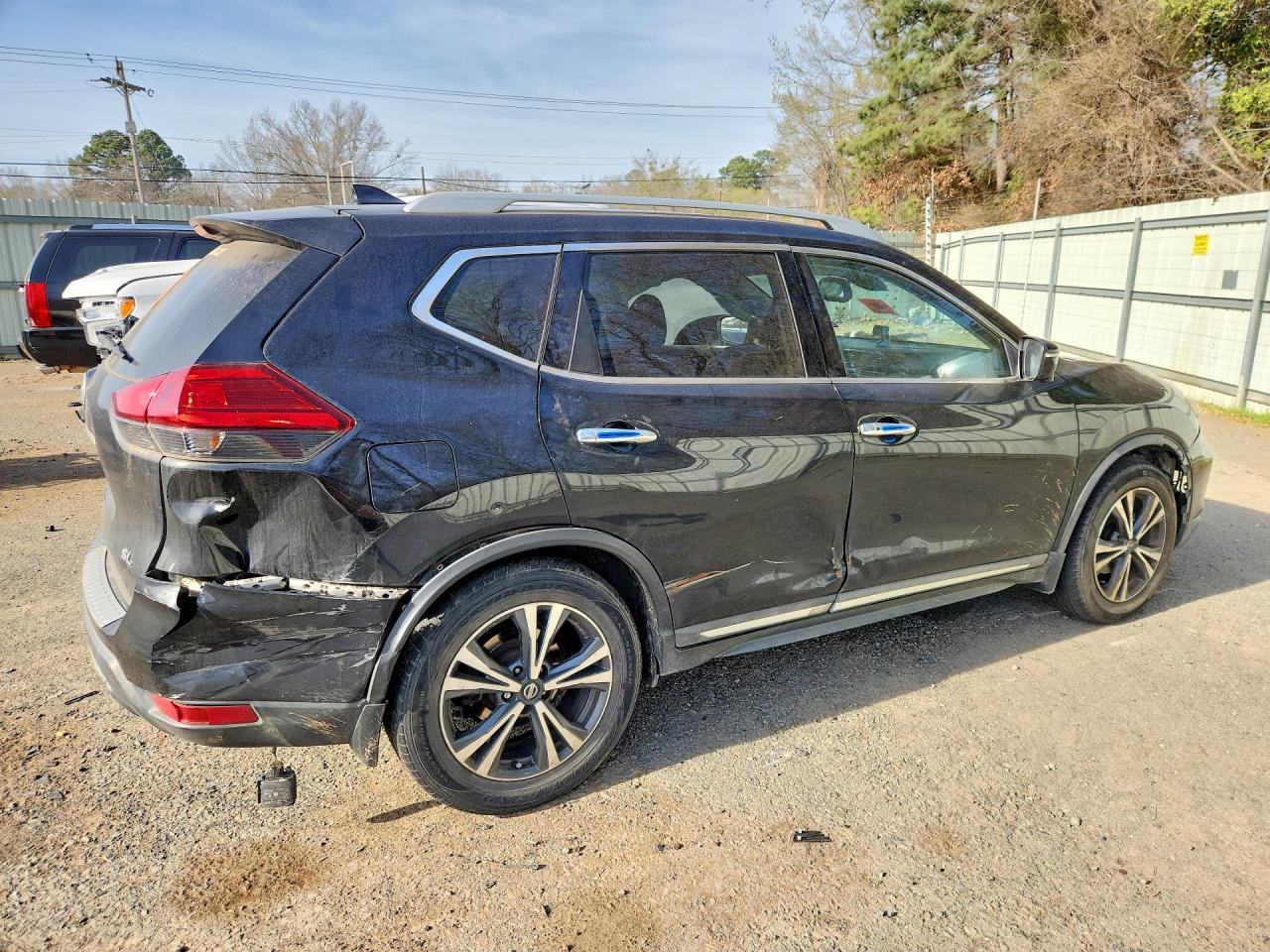 2017 Nissan Rogue Sl - zdjęcie 3
