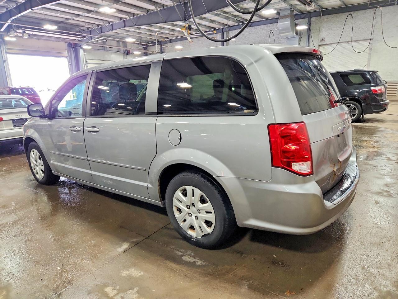 2014 Dodge Grand Caravan Se - zdjęcie 2