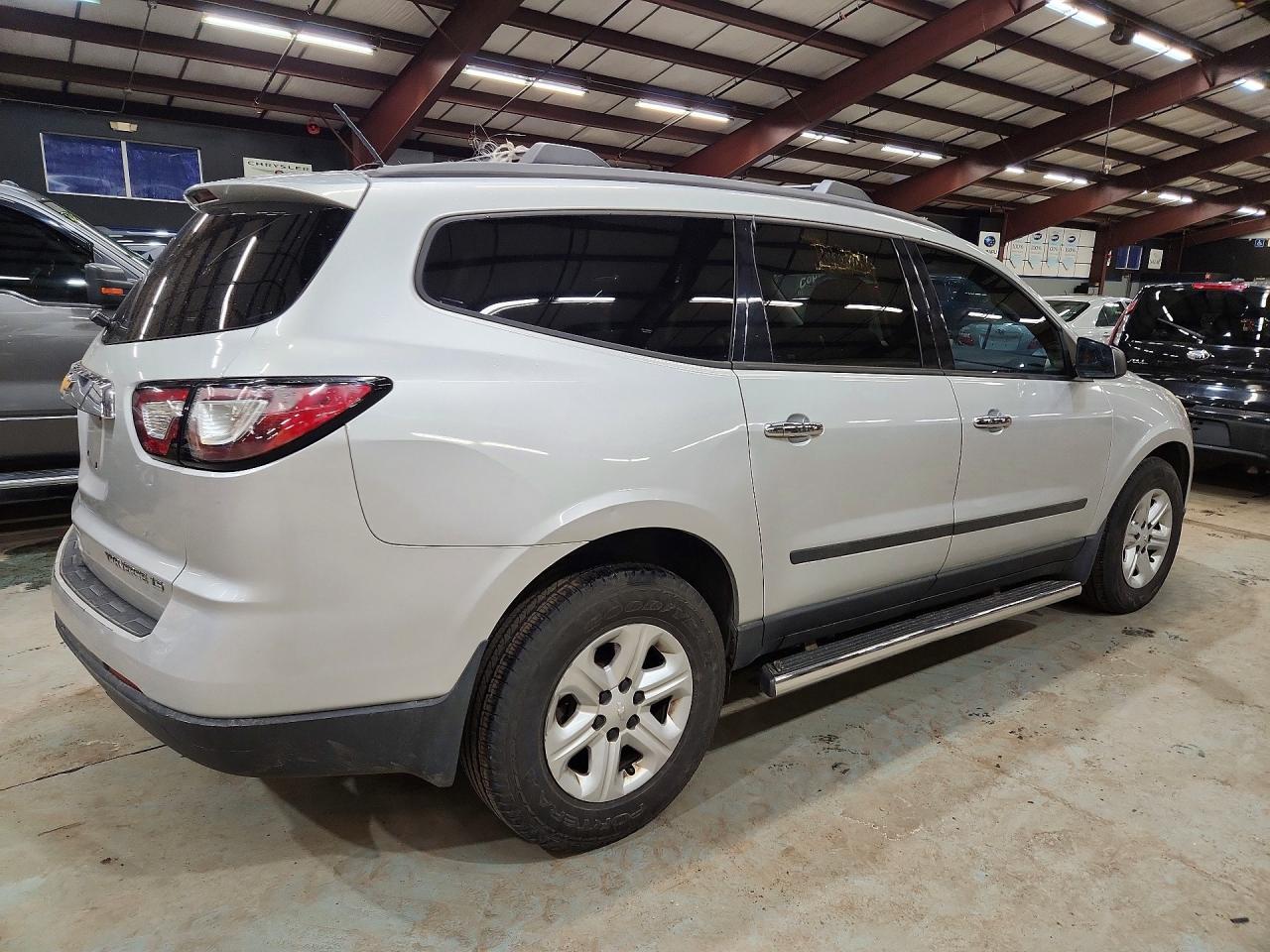 2013 Chevrolet Traverse Ls - zdjęcie 3