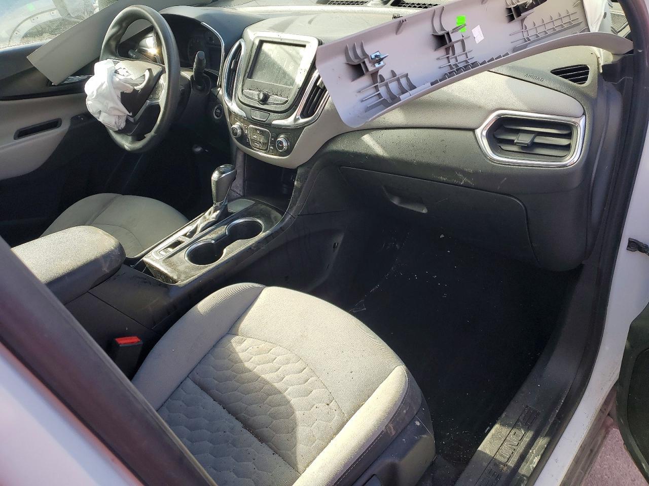 2018 Chevrolet Equinox Ls - zdjęcie 8