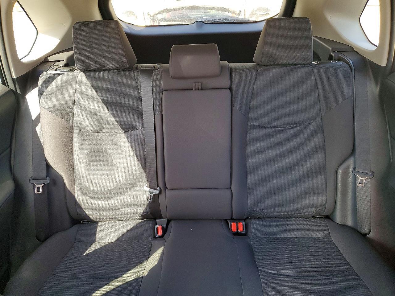 2025 Toyota Rav4 Le - zdjęcie 10