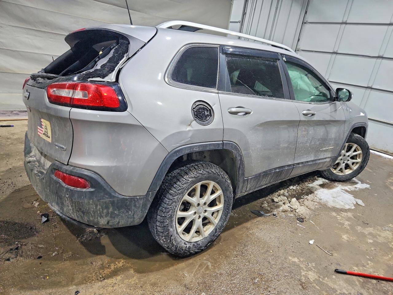 2016 Jeep Cherokee Latitude - zdjęcie 3