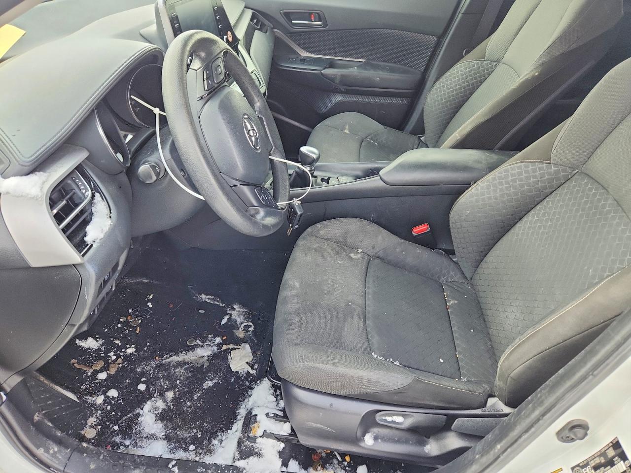 2021 Toyota C-Hr Le - zdjęcie 7