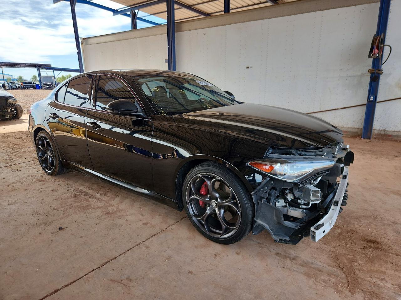 2019 Alfa Romeo Giulia - zdjęcie 4