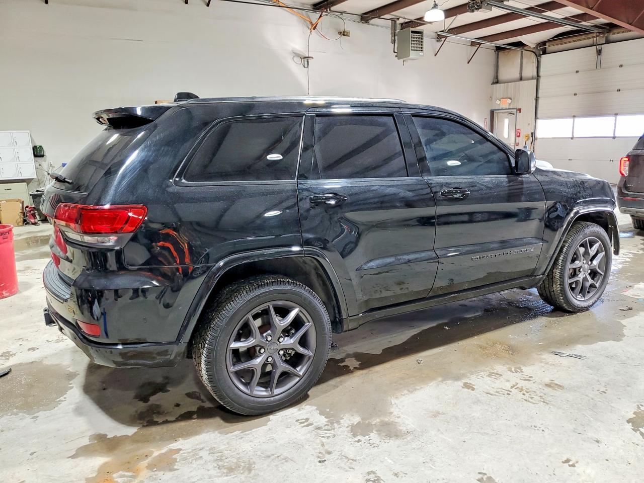 2021 Jeep Grand Cherokee Limited - zdjęcie 3