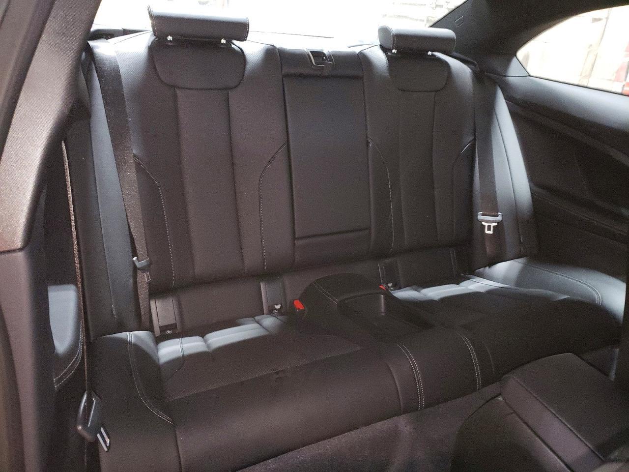 2024 BMW 230Xi - zdjęcie 10