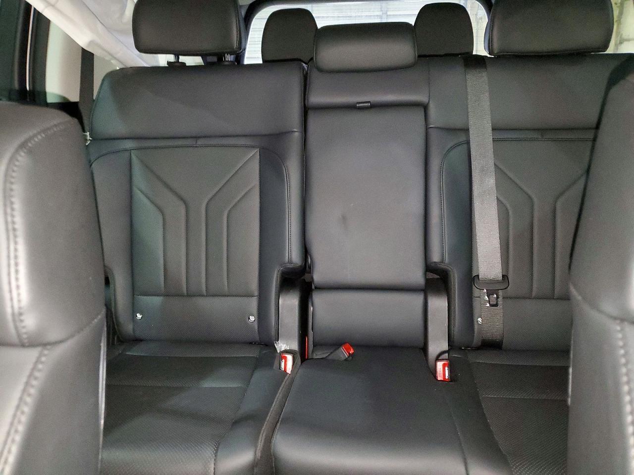 2025 Hyundai Santa Fe Sel - zdjęcie 10