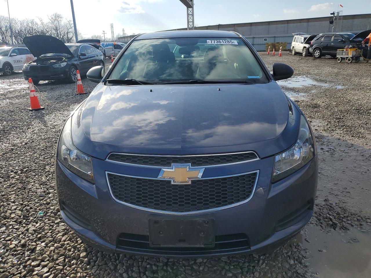 2013 Chevrolet Cruze Ls - zdjęcie 5