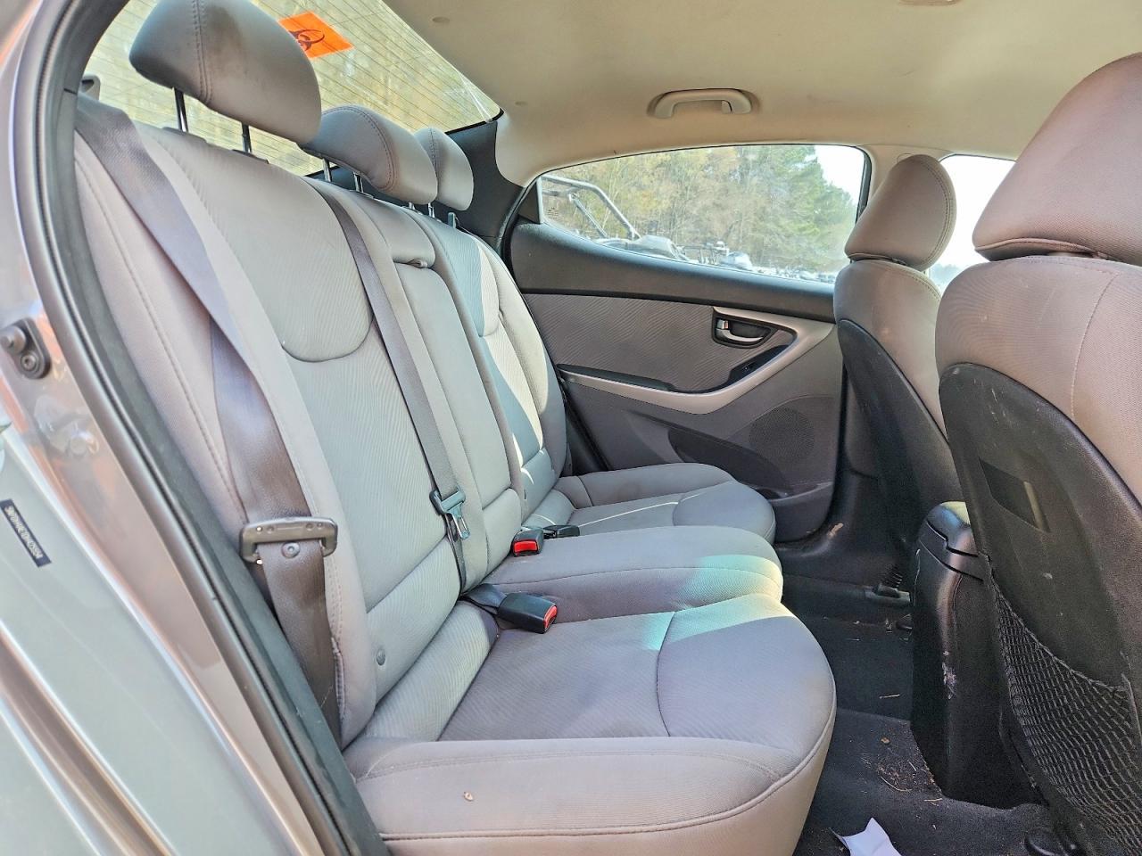 2013 Hyundai Elantra Gls - zdjęcie 10