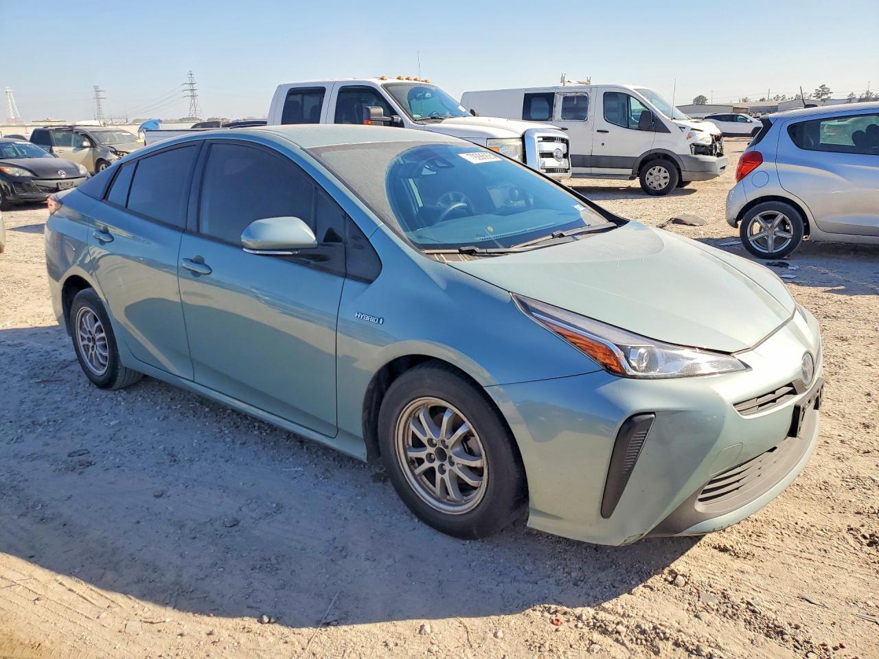 2022 Toyota Prius L Eco - zdjęcie 4