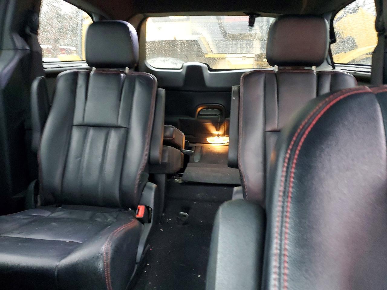 2017 Dodge Grand Caravan Gt - zdjęcie 10