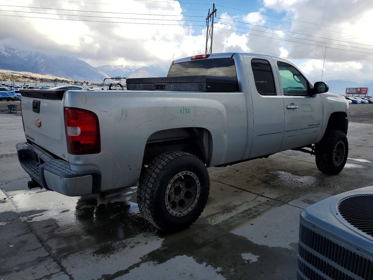 2013 Chevrolet Silverado C1500 Ls - zdjęcie 3
