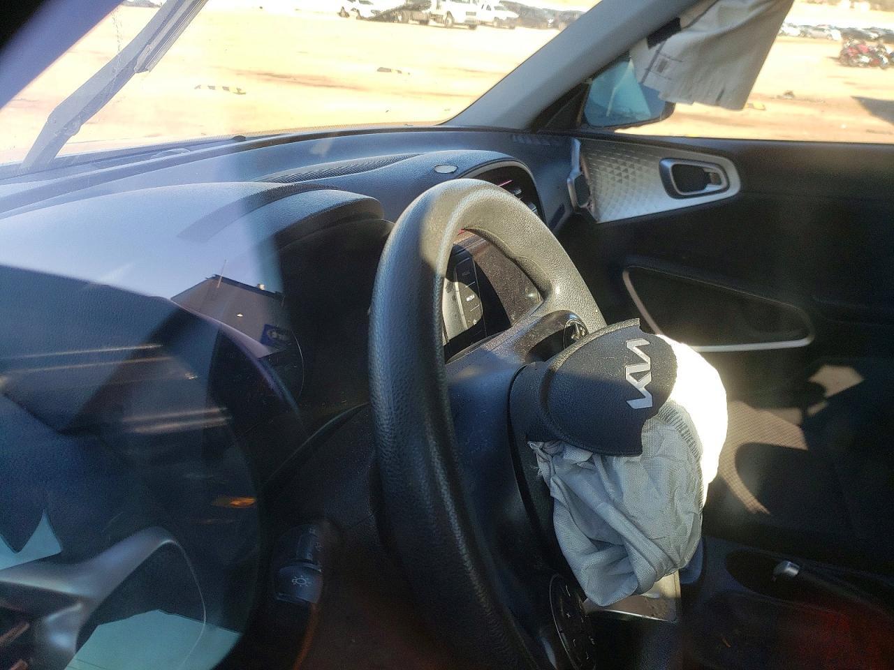 2022 Kia Soul Lx - zdjęcie 9