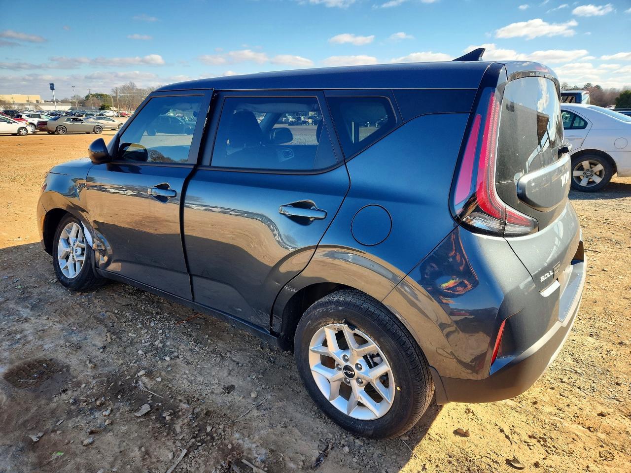 2025 Kia Soul Lx - zdjęcie 2