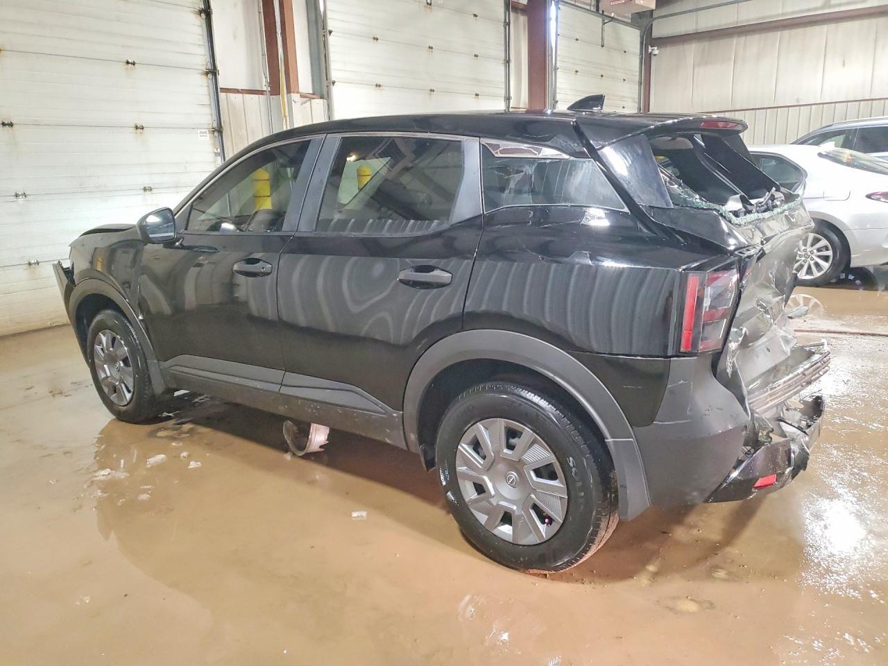 2025 Nissan Kicks S - zdjęcie 2